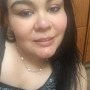 Meet your Posher, Evelyn